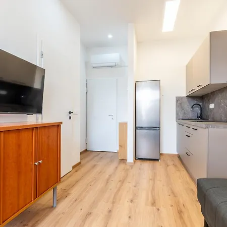 Urban Nest - Free Parking &