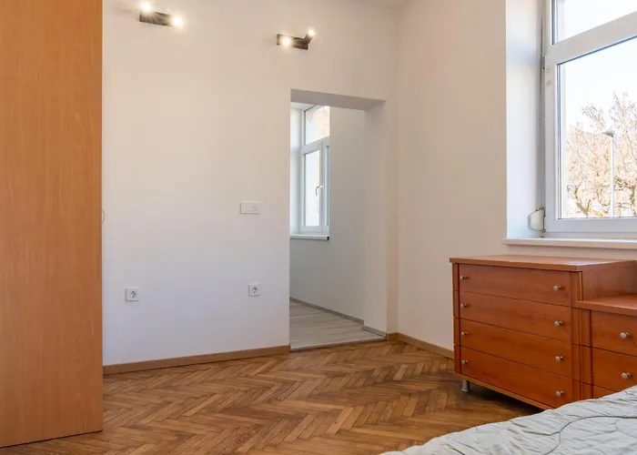 Urban Nest - Free Parking & Kocevje